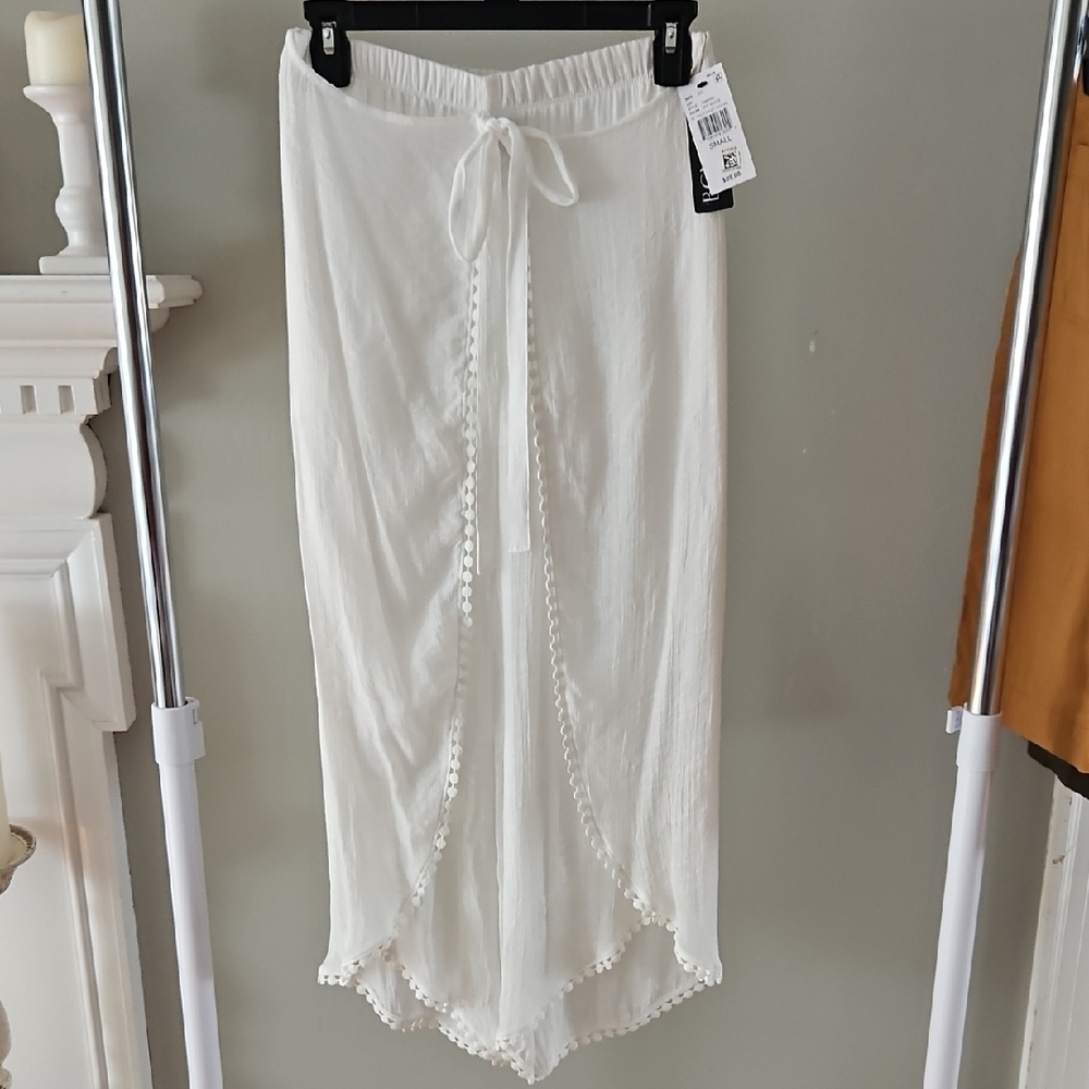 BCX Cream Pants/bathing Suit Cover-up  with Scalloped Accent
